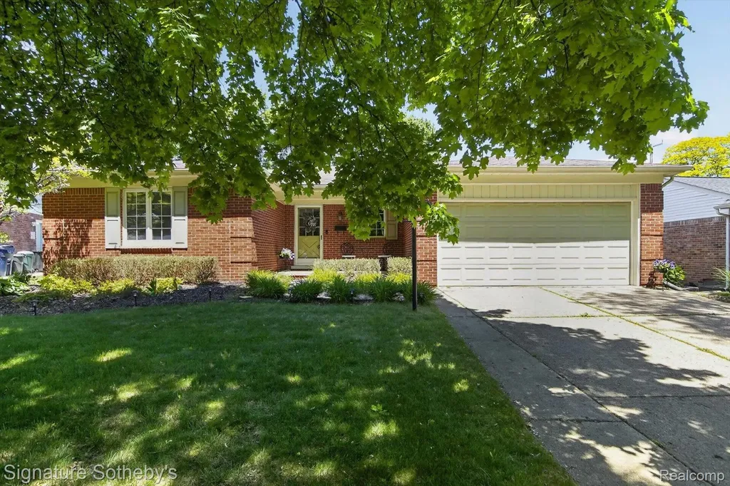 1782 Nantucket Road Plymouth City MI 48170
