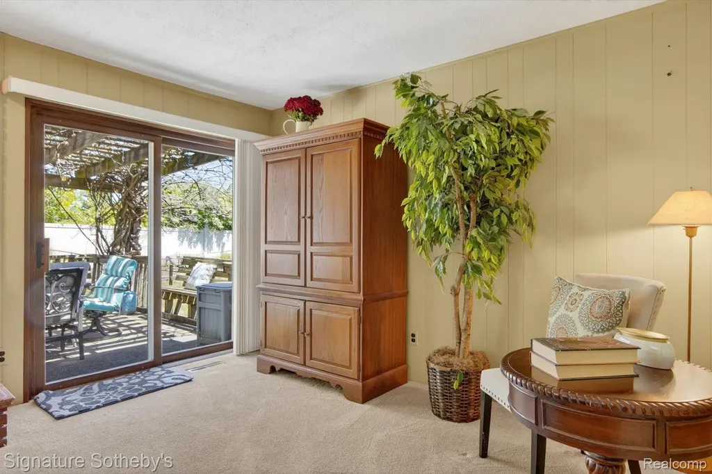 1782 Nantucket Road Plymouth City MI 48170