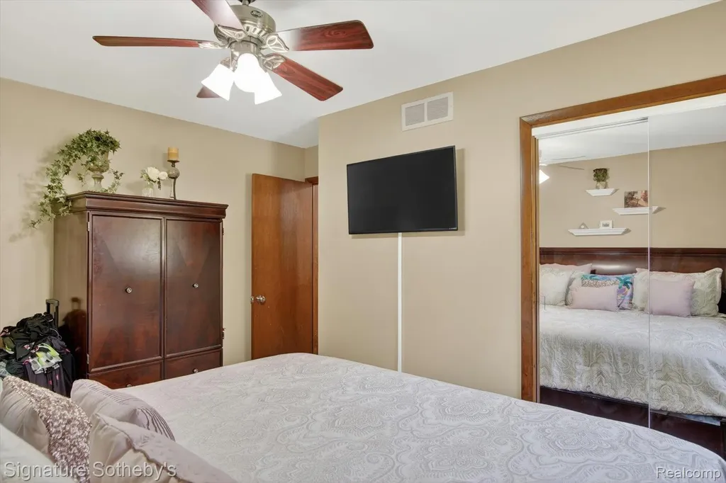 1782 Nantucket Road Plymouth City MI 48170