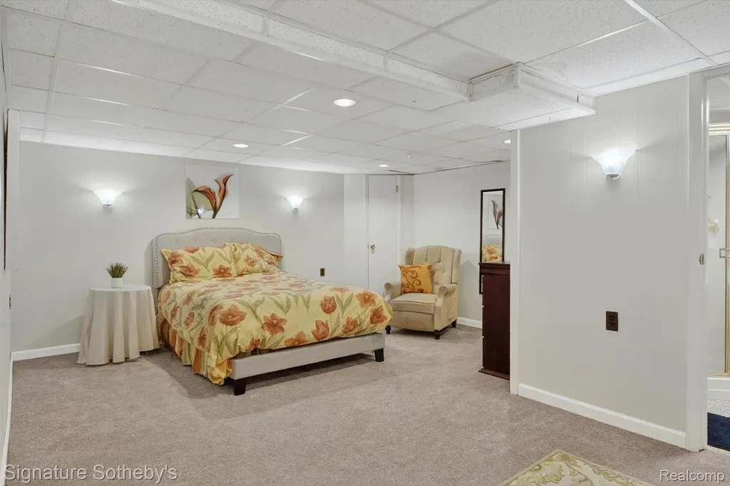 1782 Nantucket Road Plymouth City MI 48170