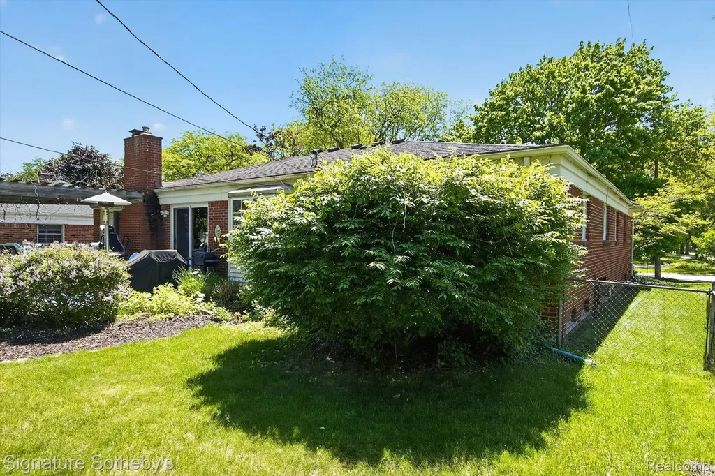 1782 Nantucket Road Plymouth City MI 48170