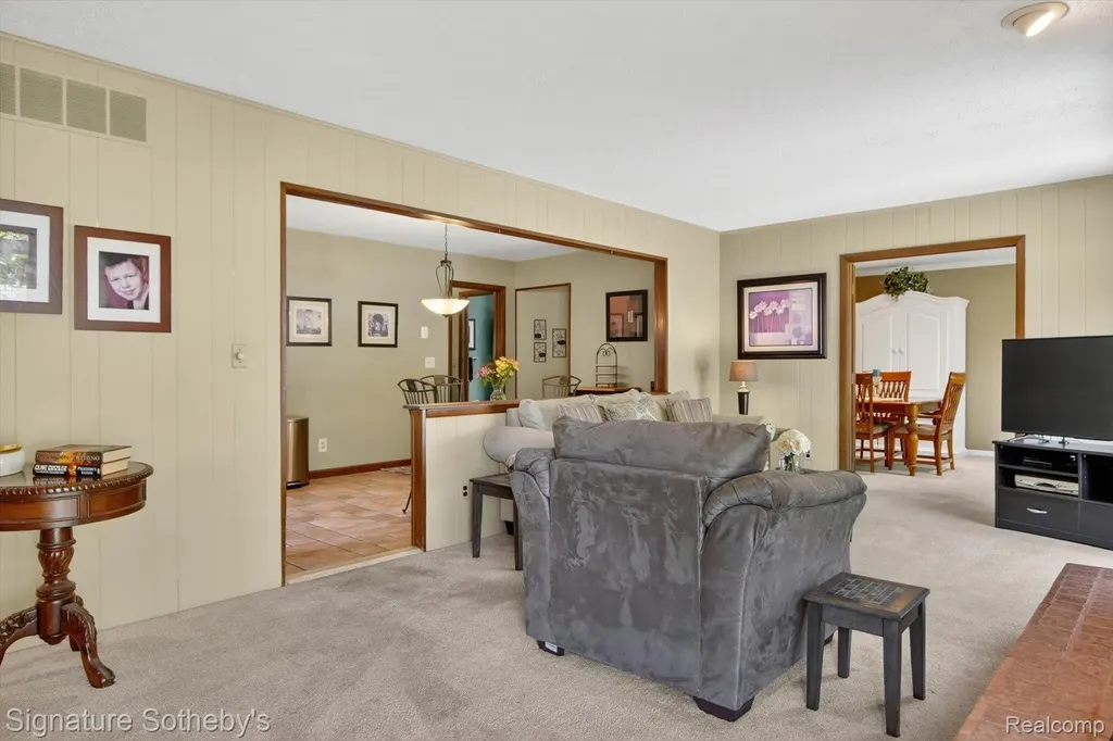1782 Nantucket Road Plymouth City MI 48170