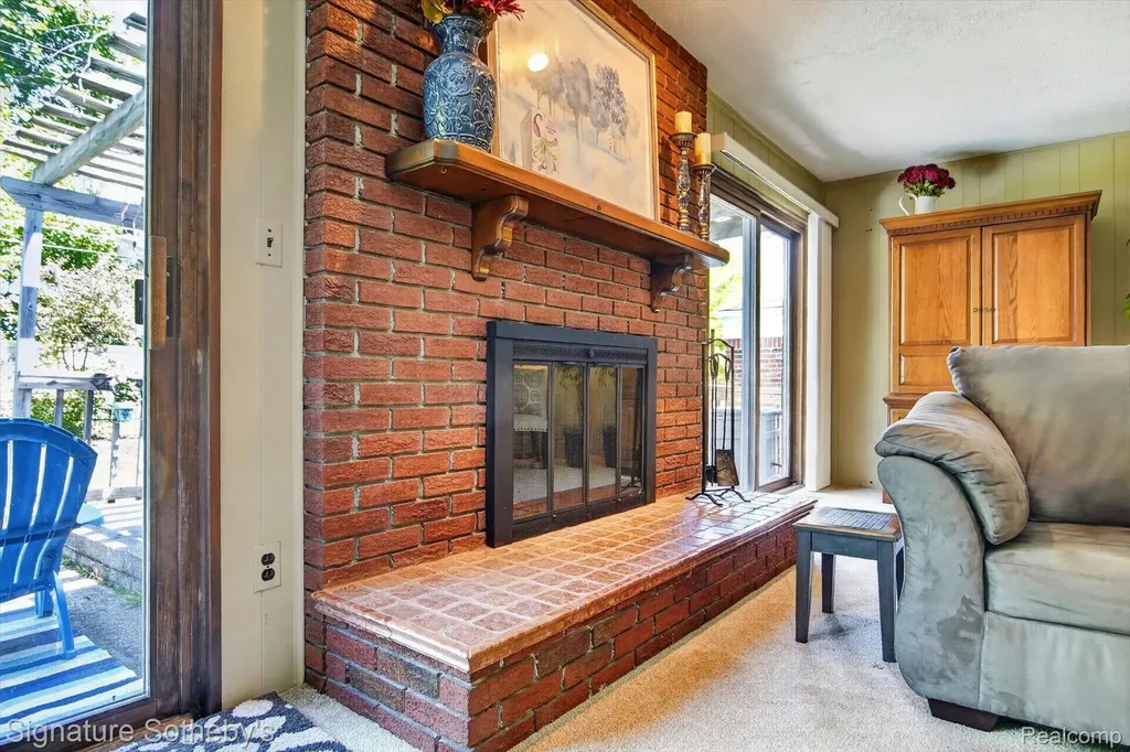 1782 Nantucket Road Plymouth City MI 48170