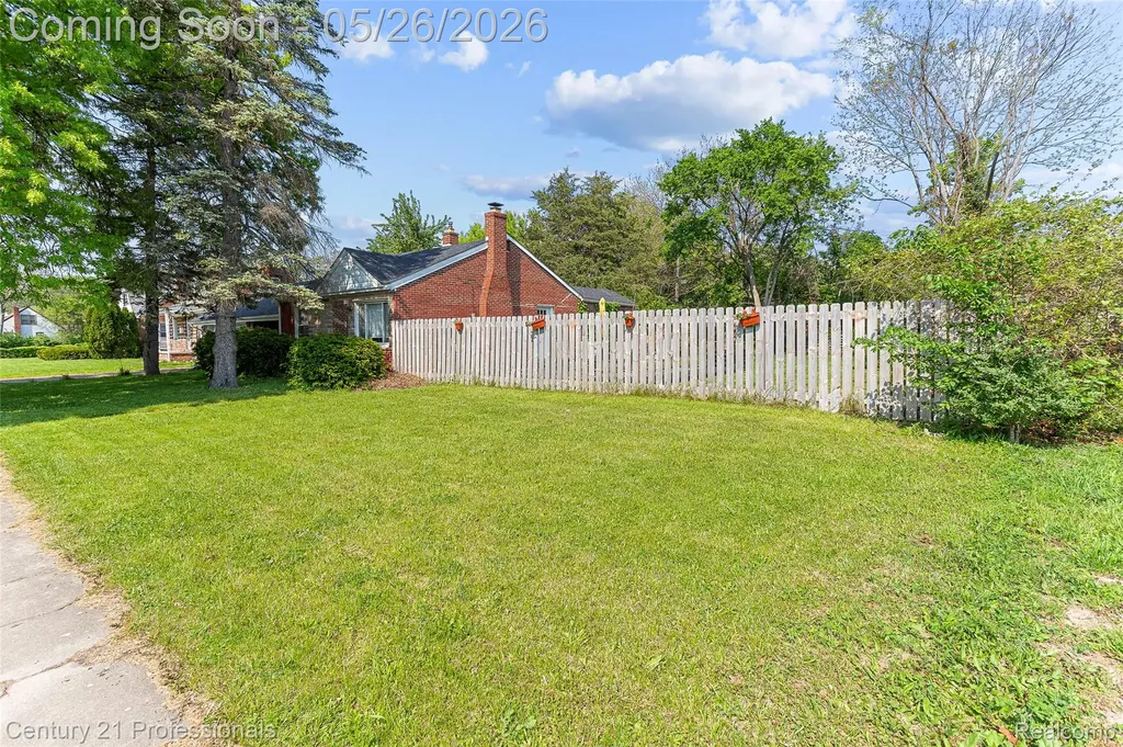 3231 Spruce Street Inkster City MI 48141
