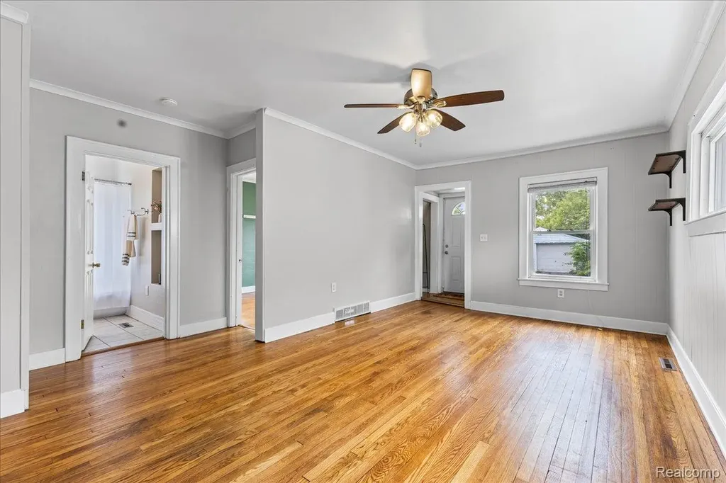 2151 Orchard Street Ferndale City MI 48220