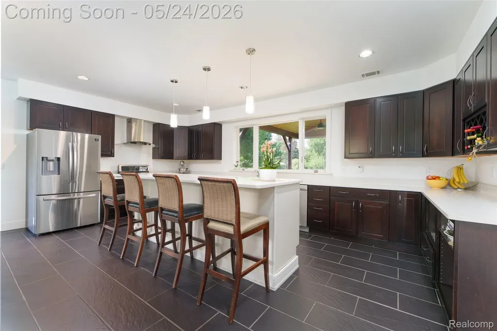 13800 12 Mile Road Green Oak Township MI 48178