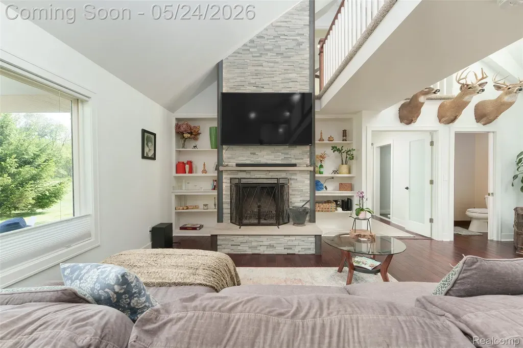 13800 12 Mile Road Green Oak Township MI 48178