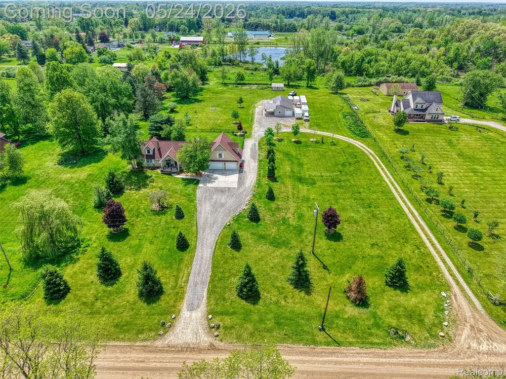 13800 12 Mile Road Green Oak Township MI 48178