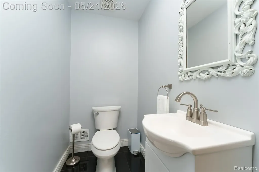 13800 12 Mile Road Green Oak Township MI 48178