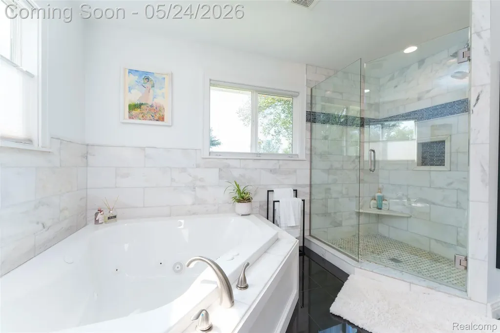13800 12 Mile Road Green Oak Township MI 48178