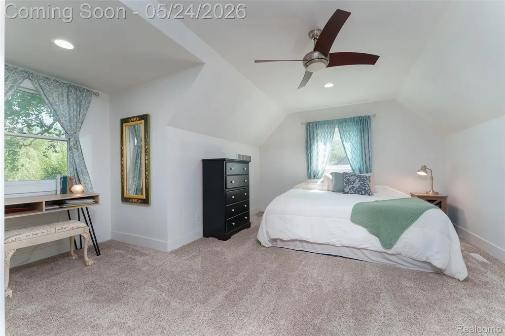 13800 12 Mile Road Green Oak Township MI 48178