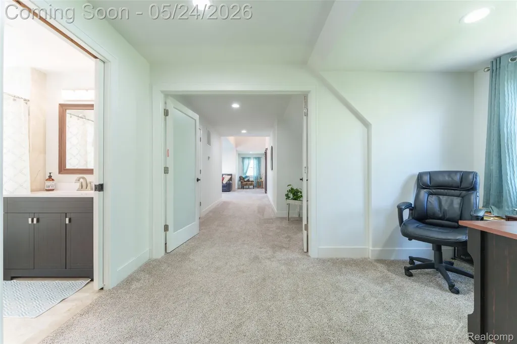 13800 12 Mile Road Green Oak Township MI 48178