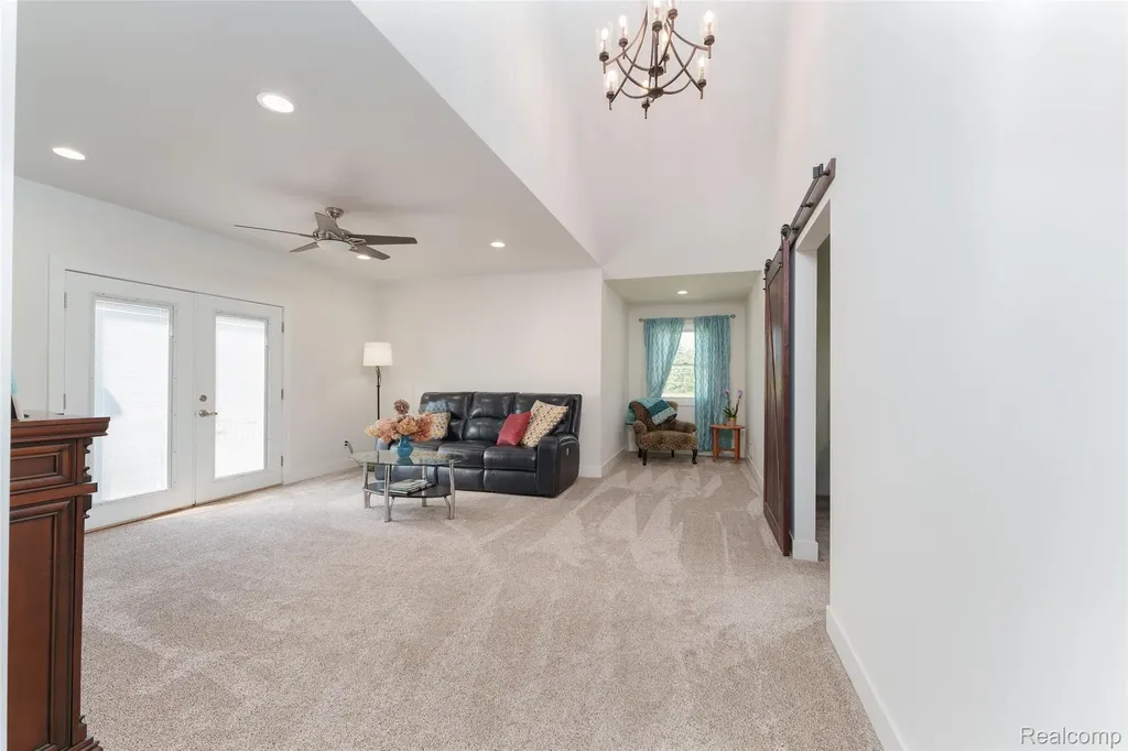 13800 12 Mile Road Green Oak Township MI 48178