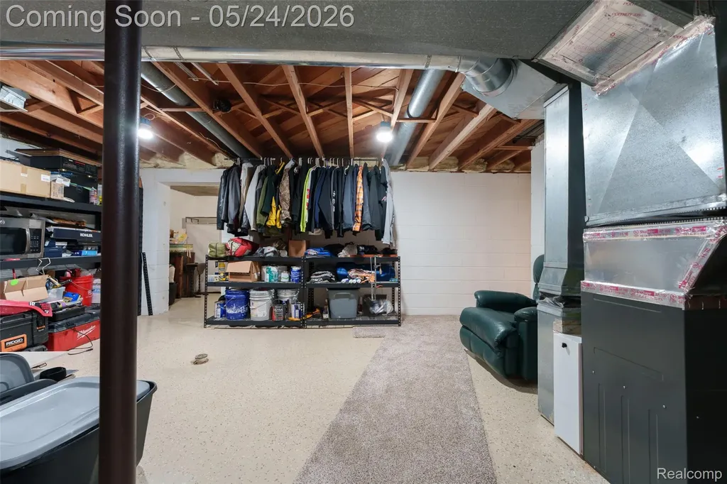 13800 12 Mile Road Green Oak Township MI 48178
