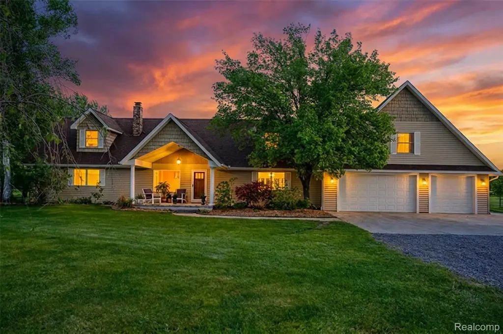 13800 12 Mile Road Green Oak Township MI 48178