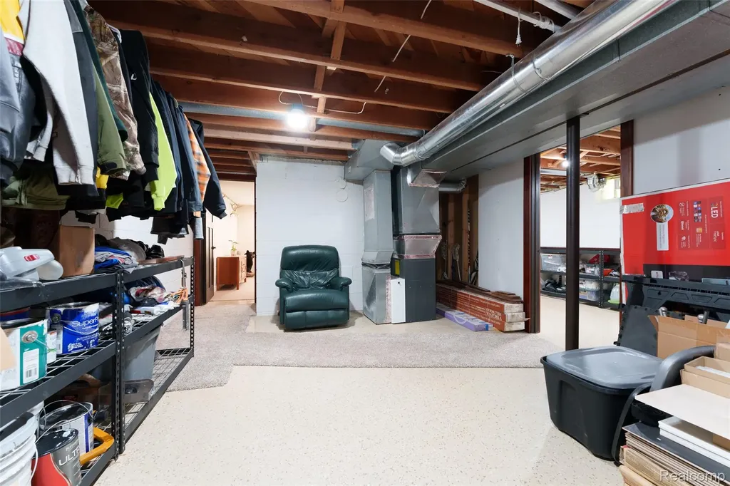 13800 12 Mile Road Green Oak Township MI 48178