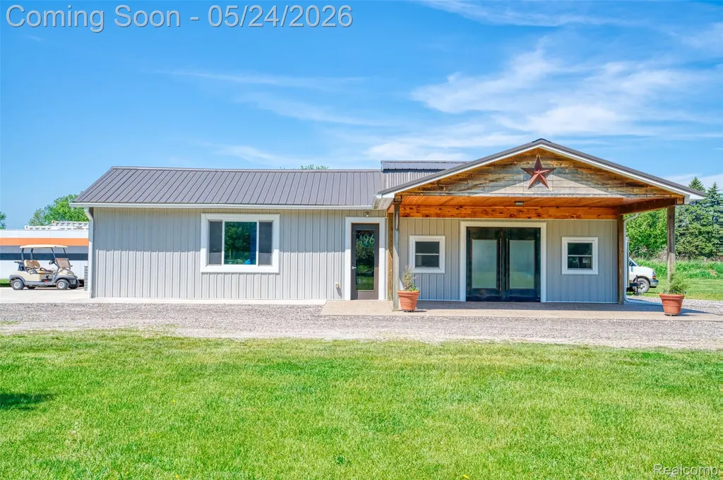 13800 12 Mile Road Green Oak Township MI 48178