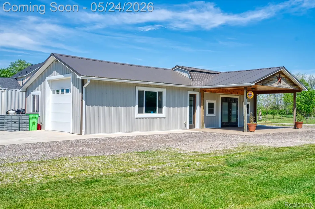 13800 12 Mile Road Green Oak Township MI 48178
