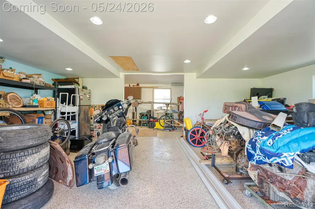 13800 12 Mile Road Green Oak Township MI 48178
