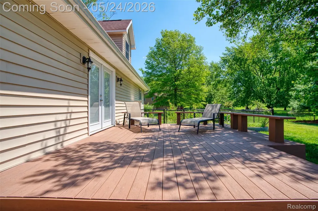 13800 12 Mile Road Green Oak Township MI 48178