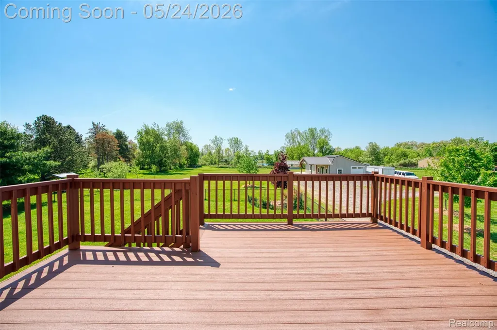 13800 12 Mile Road Green Oak Township MI 48178