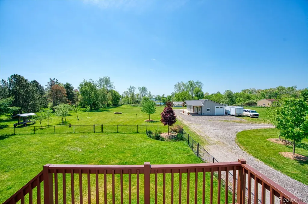 13800 12 Mile Road Green Oak Township MI 48178