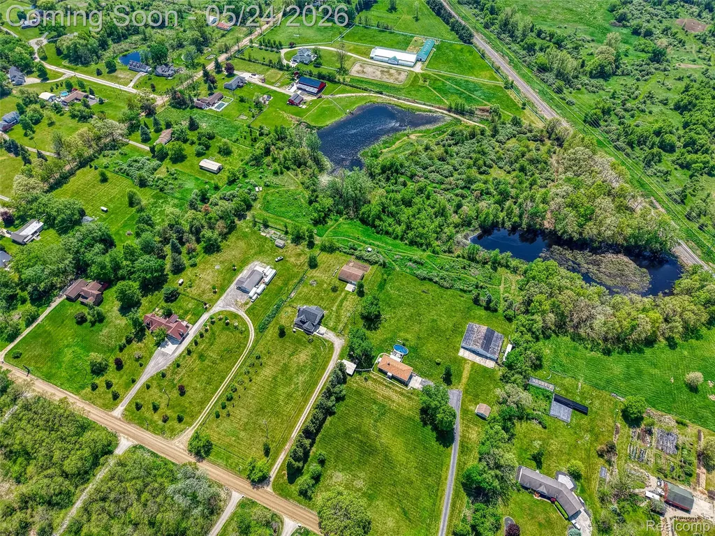 13800 12 Mile Road Green Oak Township MI 48178