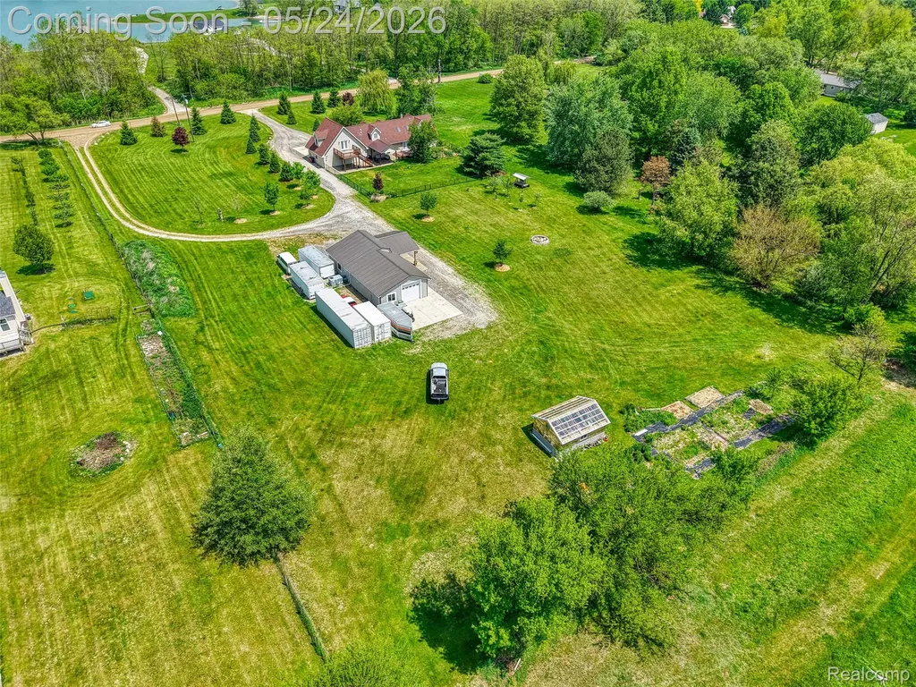 13800 12 Mile Road Green Oak Township MI 48178