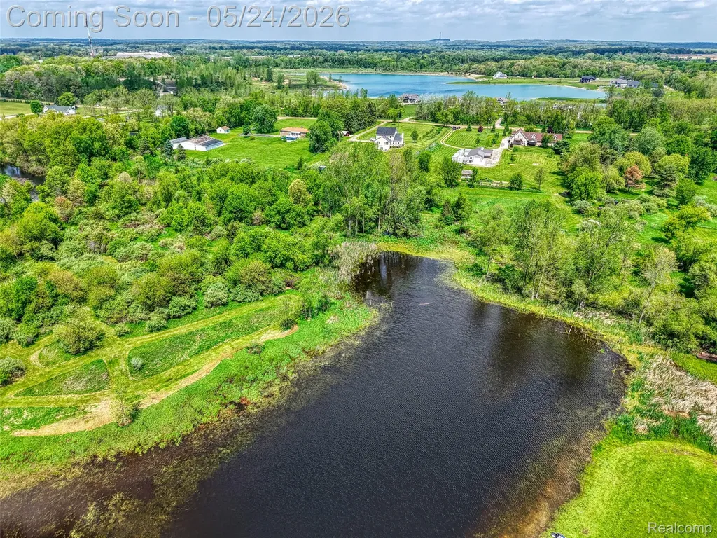 13800 12 Mile Road Green Oak Township MI 48178