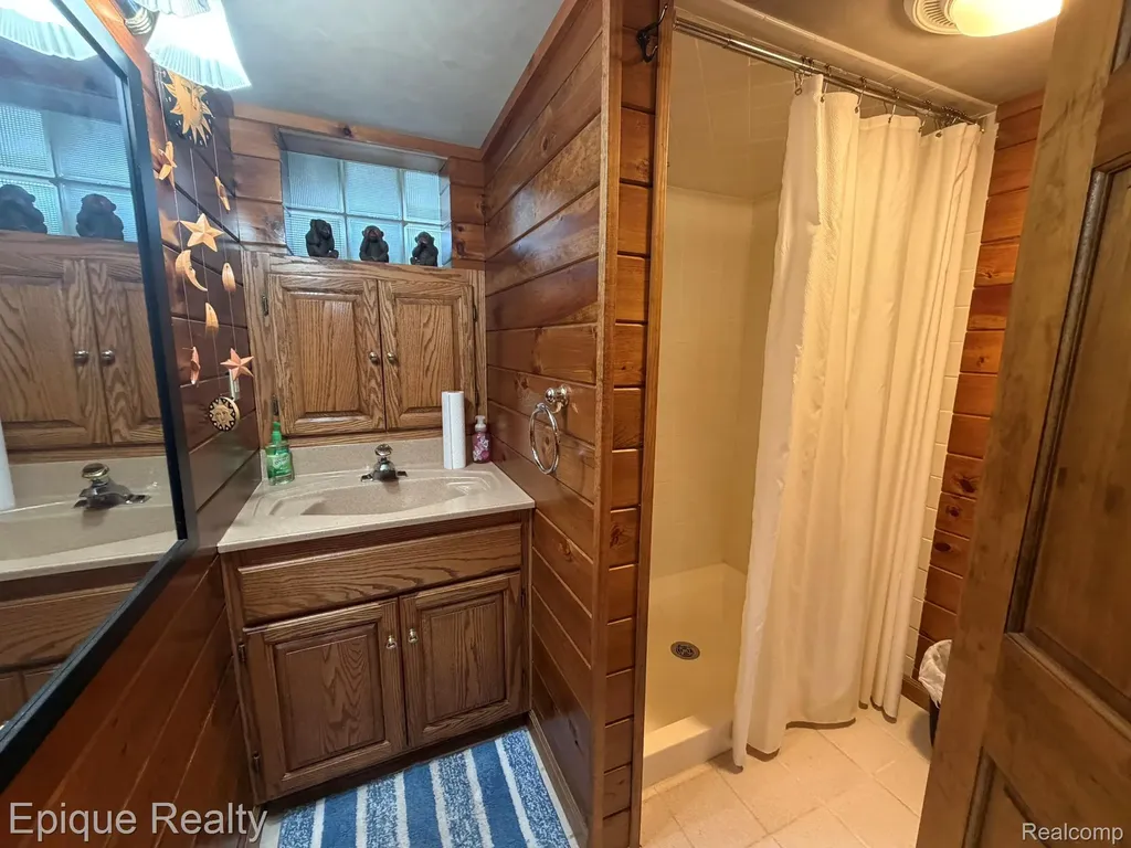 12 Mccoll Street Yale City MI 48097