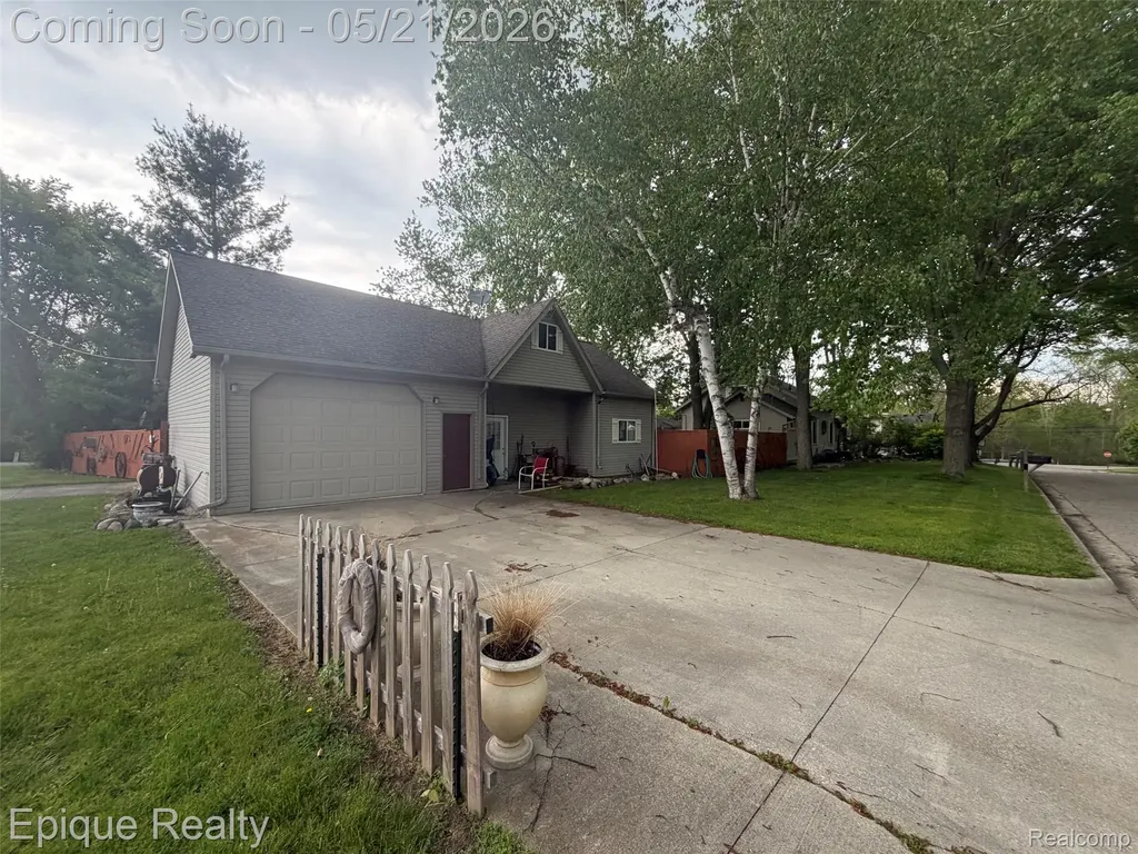 12 Mccoll Street Yale City MI 48097