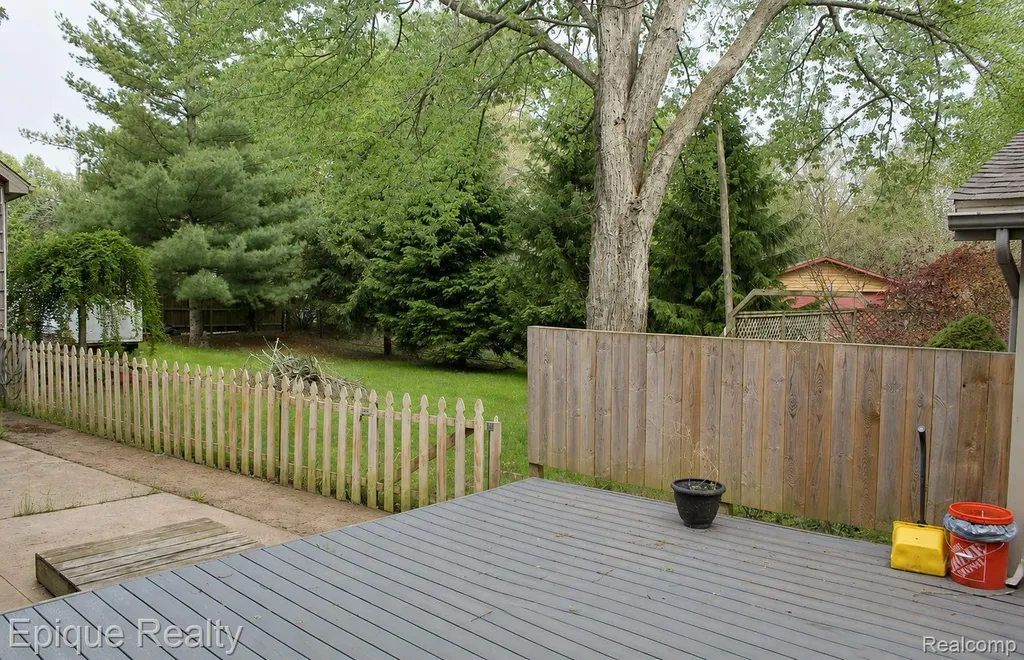 12 Mccoll Street Yale City MI 48097