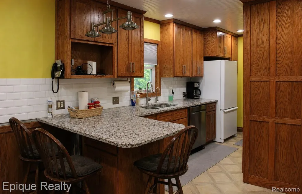 12 Mccoll Street Yale City MI 48097