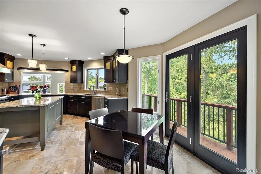 1739 Ridge Road White Lake Charter Township MI 48383