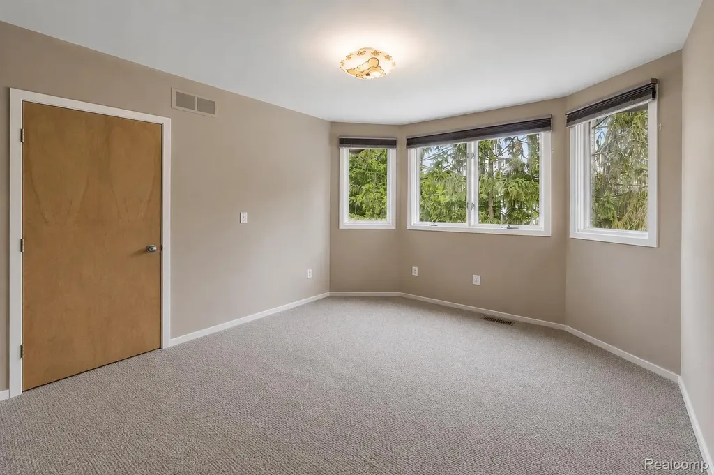 1739 Ridge Road White Lake Charter Township MI 48383