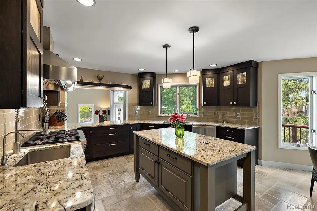 1739 Ridge Road White Lake Charter Township MI 48383