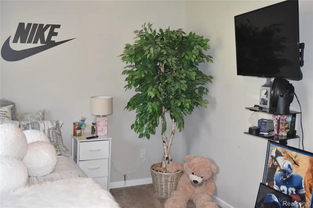7067 Glenmeadow Court Grand Blanc Charter Township MI 48439