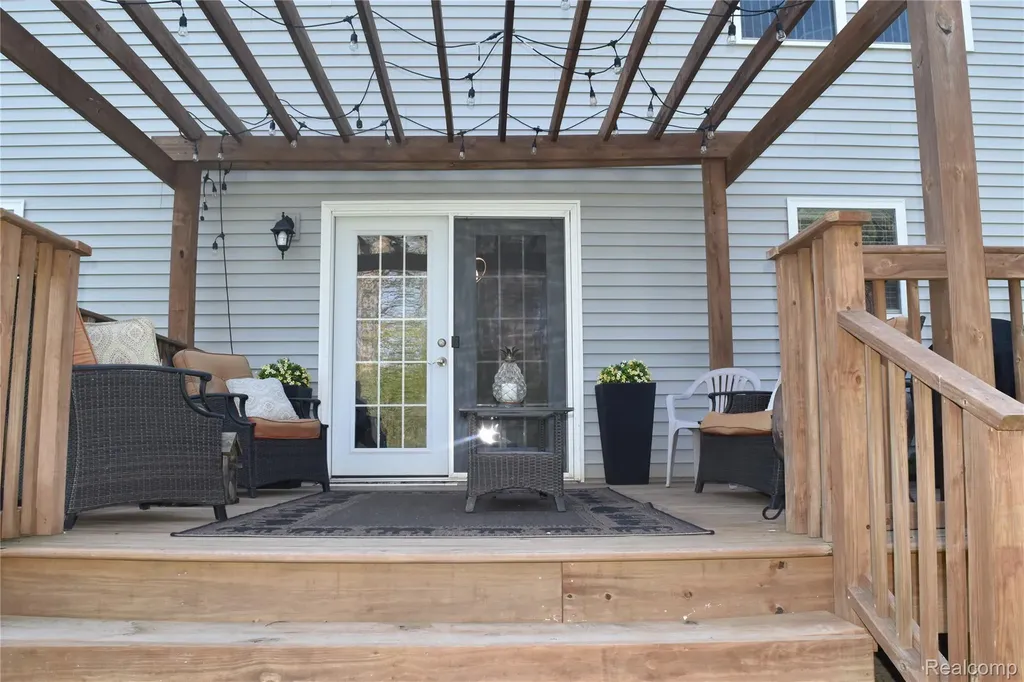 7067 Glenmeadow Court Grand Blanc Charter Township MI 48439