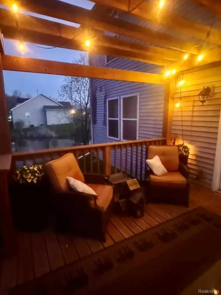 7067 Glenmeadow Court Grand Blanc Charter Township MI 48439