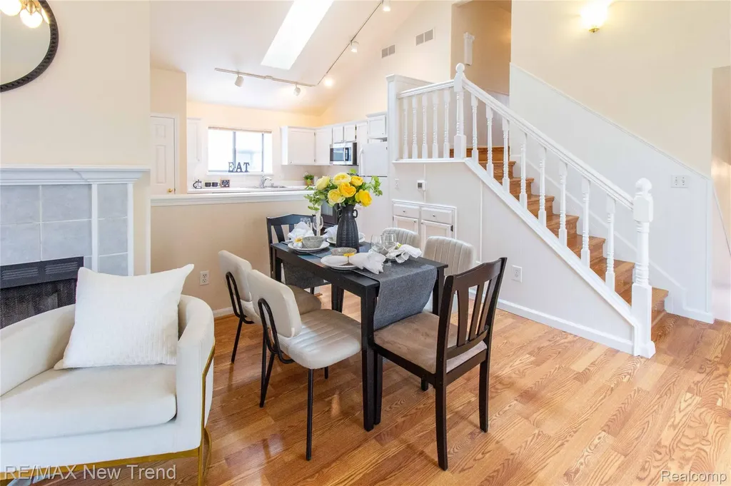 2521 Country Village Court Ann Arbor City MI 48103