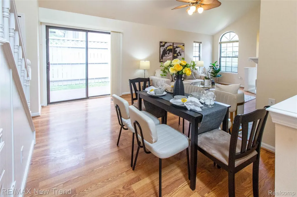 2521 Country Village Court Ann Arbor City MI 48103