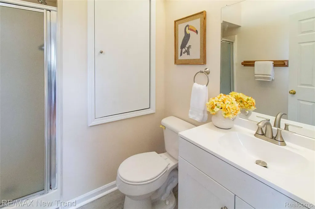 2521 Country Village Court Ann Arbor City MI 48103