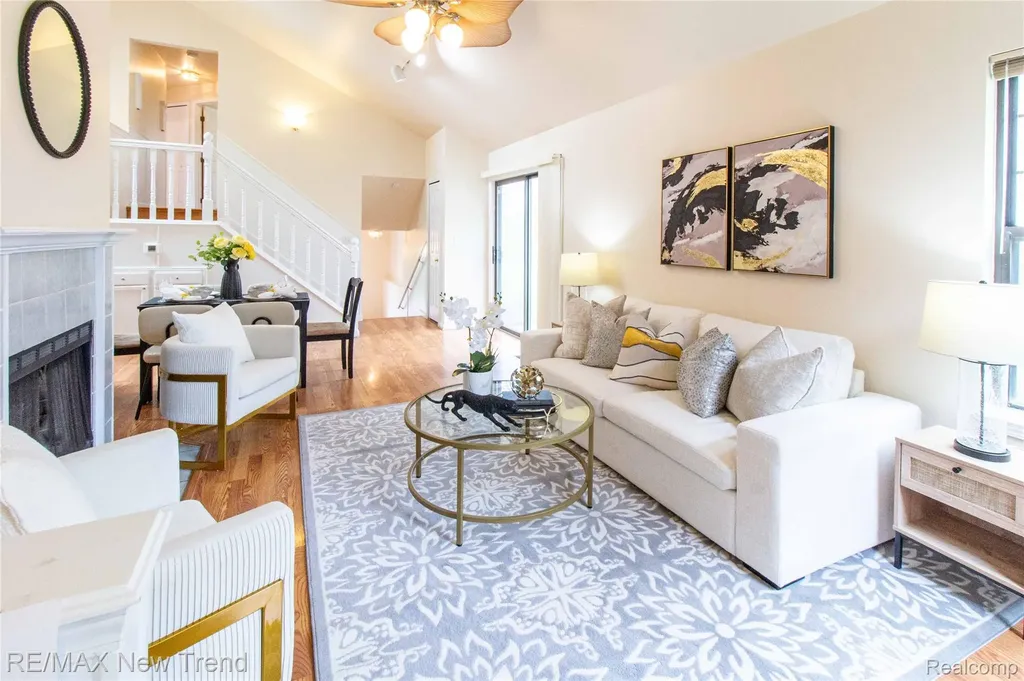 2521 Country Village Court Ann Arbor City MI 48103