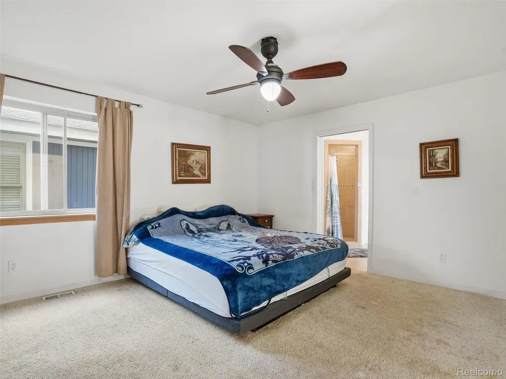 8868 Tackles Drive White Lake Charter Township MI 48386