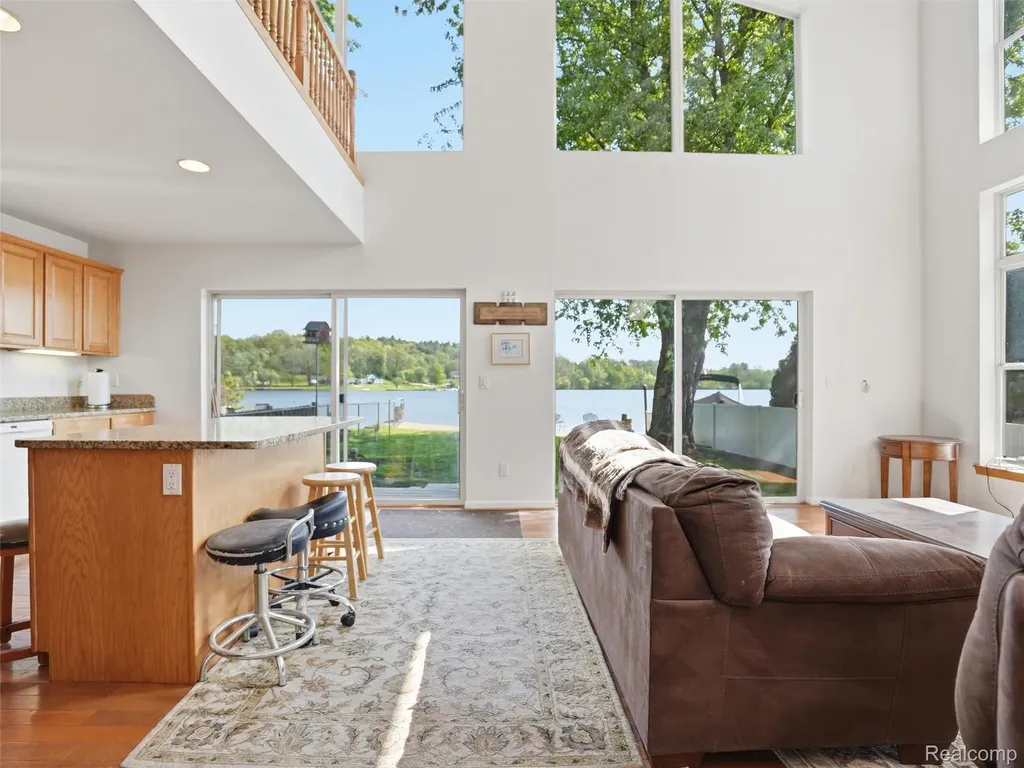 8868 Tackles Drive White Lake Charter Township MI 48386