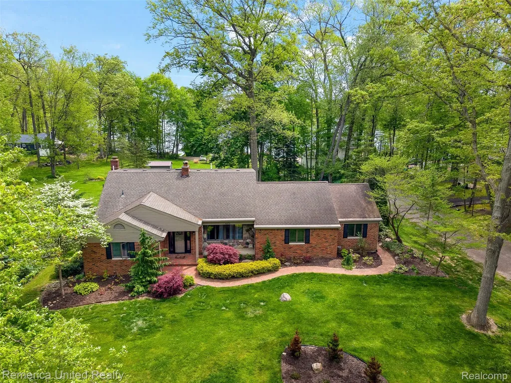 4375 Irene Drive Marion Township MI 48843