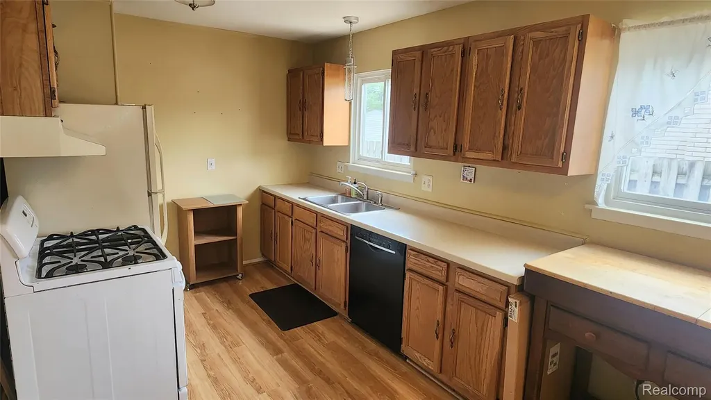 331 Detroit Street Trenton City MI 48183