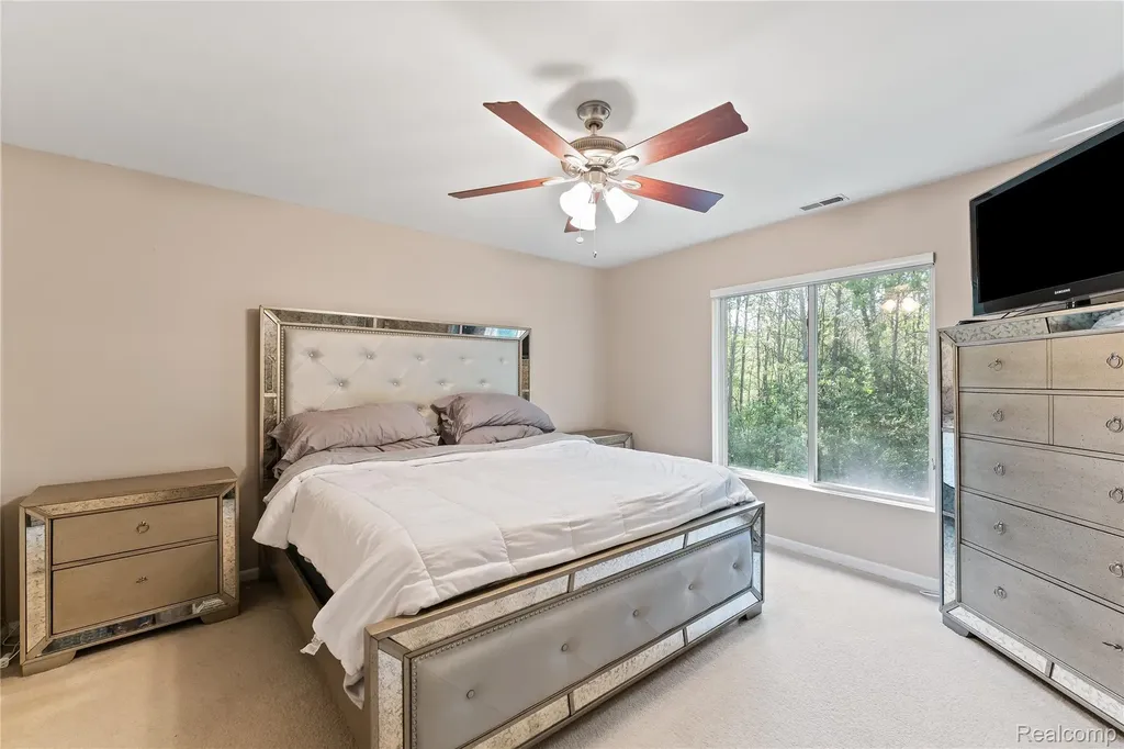 3522 Eagle Creek Shelby Charter Township MI 48317