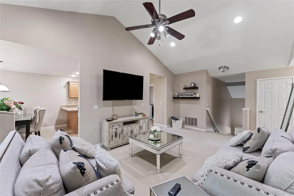 3522 Eagle Creek Shelby Charter Township MI 48317