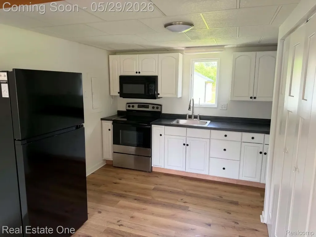 7379 Lawrence Street Mundy Township MI 48439